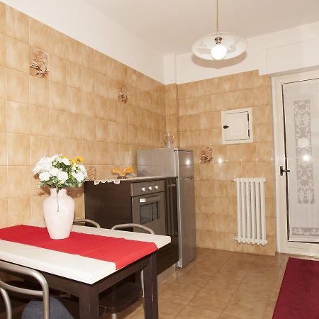 Laura Bed & Breakfast Пескара Екстериор снимка