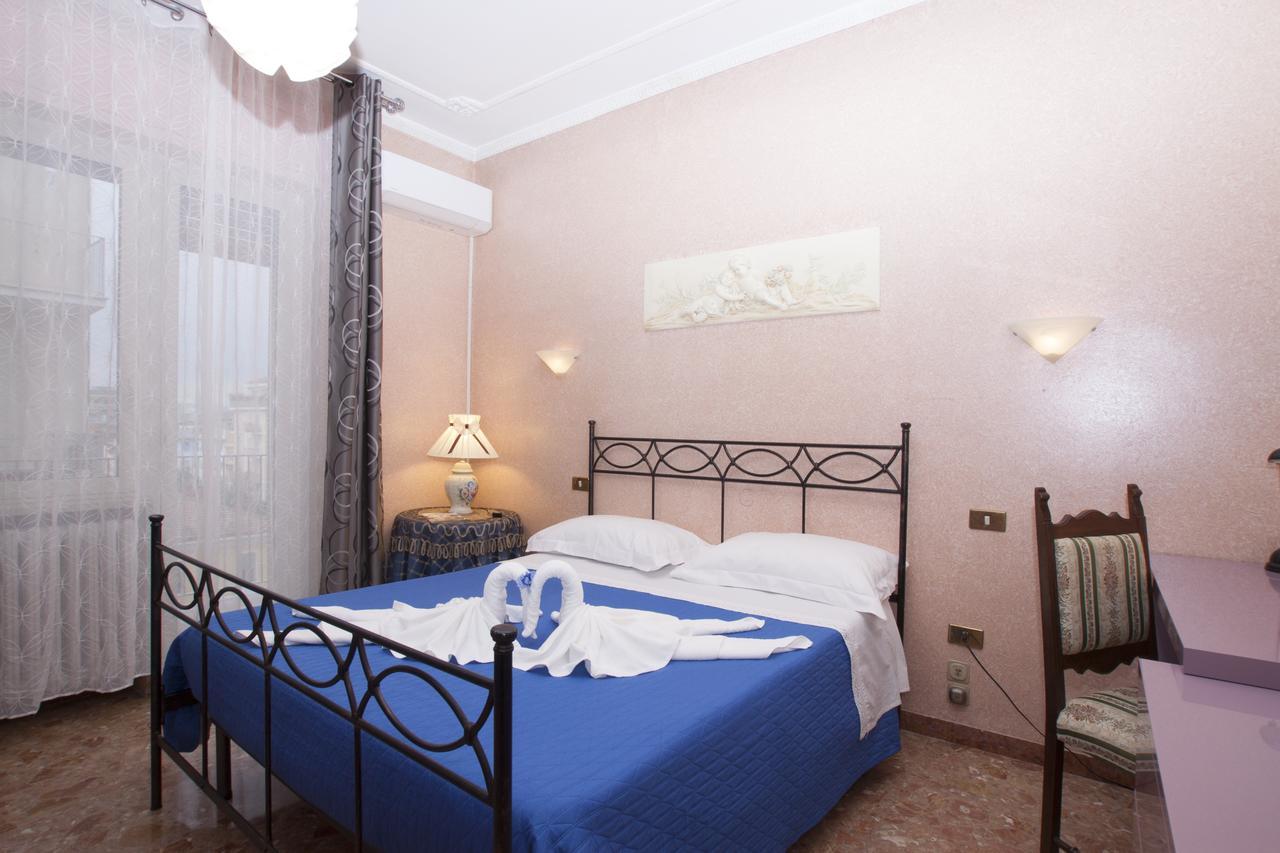 Laura Bed & Breakfast Пескара Екстериор снимка